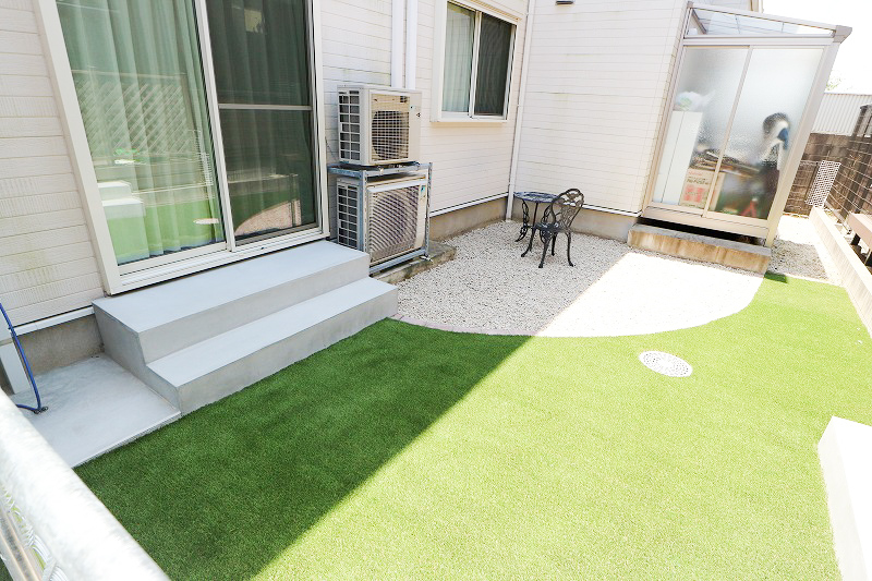 バーベキューを楽しむお庭外構