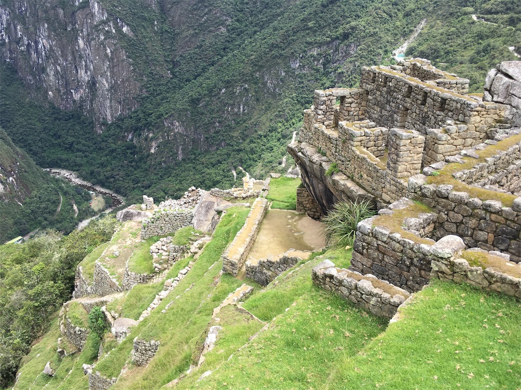 マチュピチュ遺跡を巡る⑥：ワイナピチュ山から俯瞰する絶景風景写真家・松井章のブログ