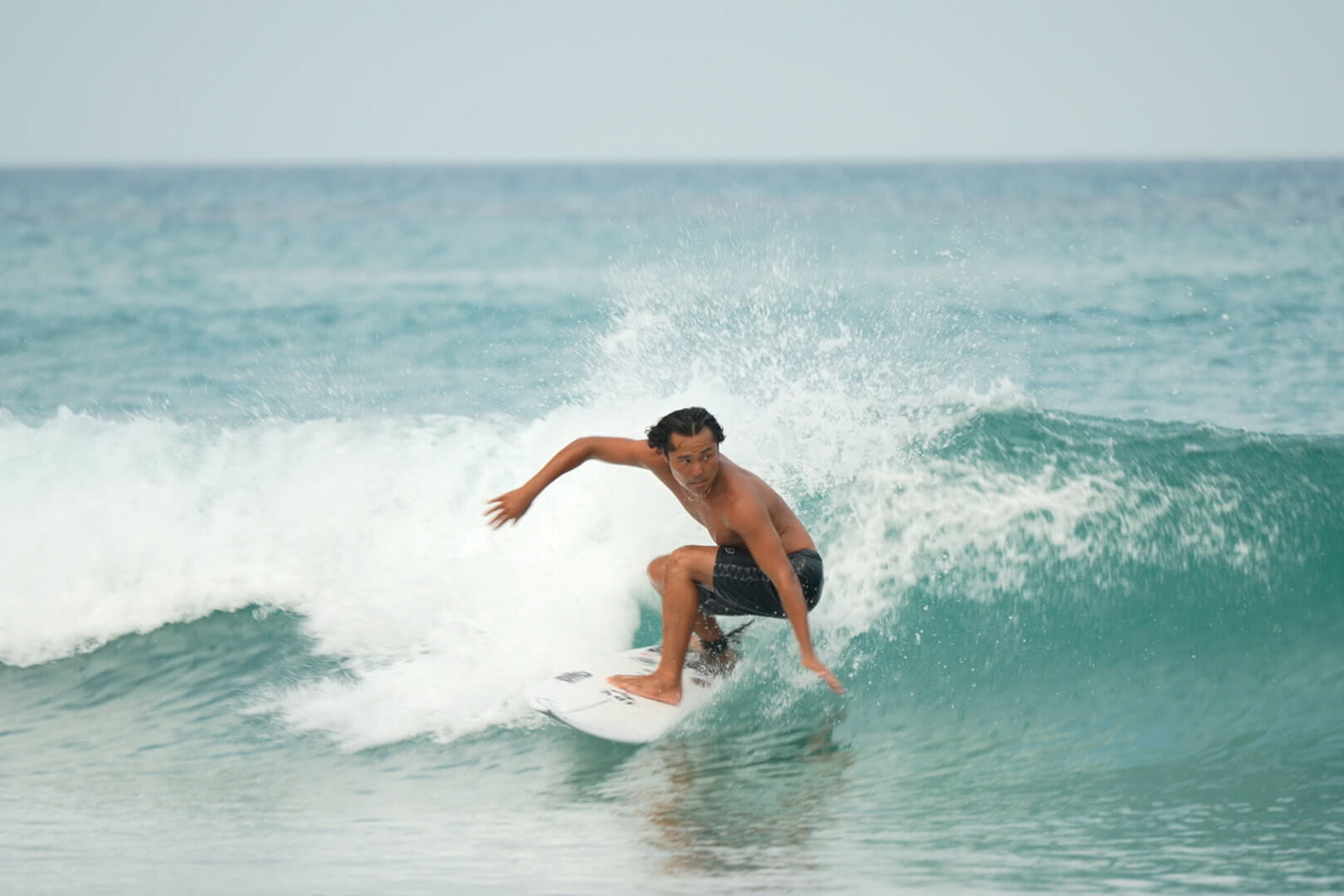 伊勢 市後浜 の波・福田義明さんと