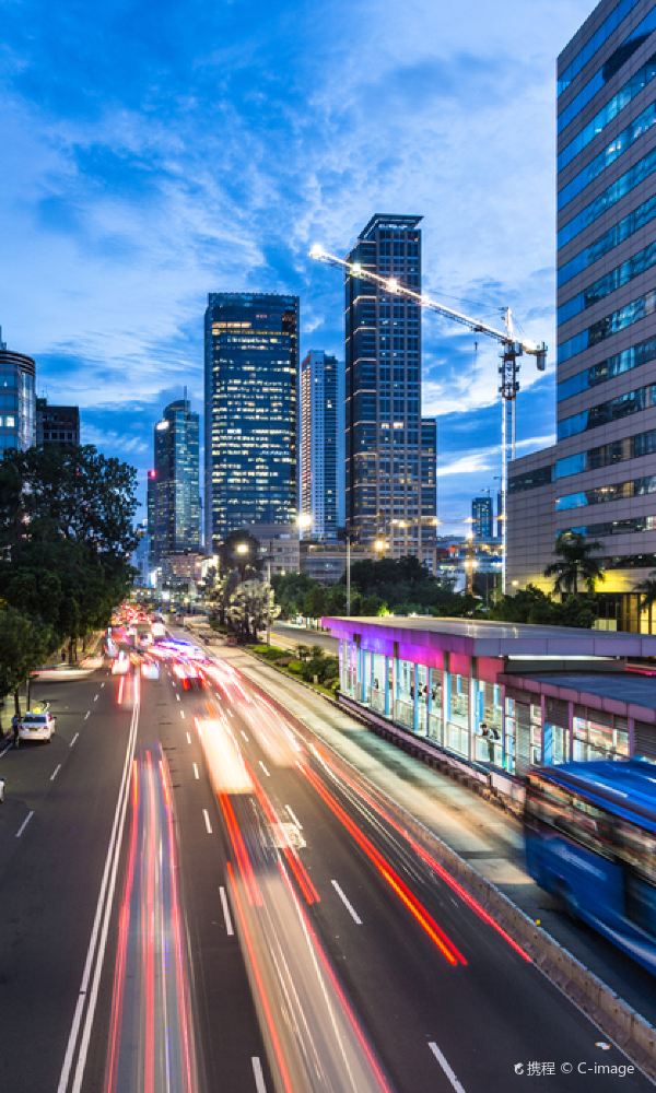 バリ島国内線空港の雰囲気 - 美味しいもの探しの海外旅行街歩き！chiyoの旅
