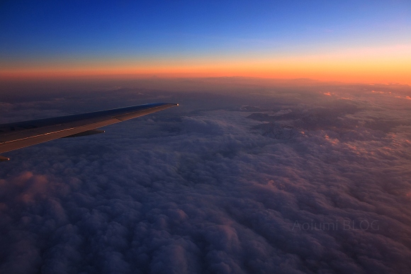 飛行機の窓から見える空の景色の無料の写真素材 - ID.20757フリー素材 ぱくたそ