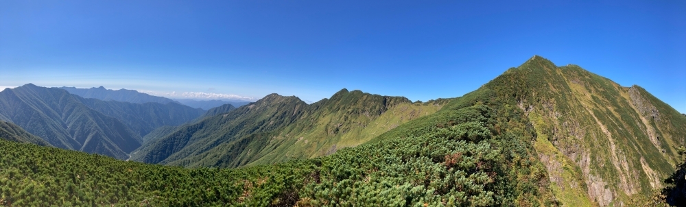 日高山脈第二の高峰 カムイエクウチカウシ山登頂西遊旅行の添乗員同行ツアー 147号