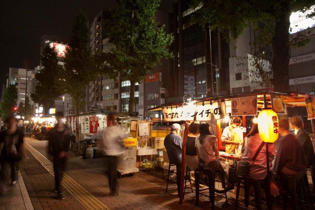 中洲 福岡博多 の屋台街まで歩いて行けるベスト車中泊スポット「タイムズ福岡中洲」クルマ旅のプロが解説！