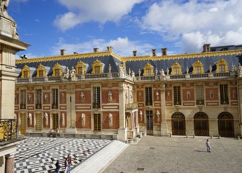 パリ 憧れの世界遺産「ヴェルサイユ宮殿」のハイライトをご紹介します！るるぶ&more