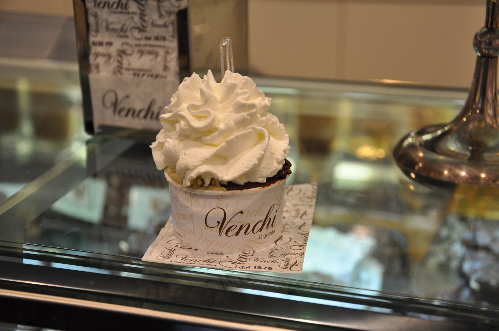 ローマ：スペイン広場 - ポルトガルの空の下で