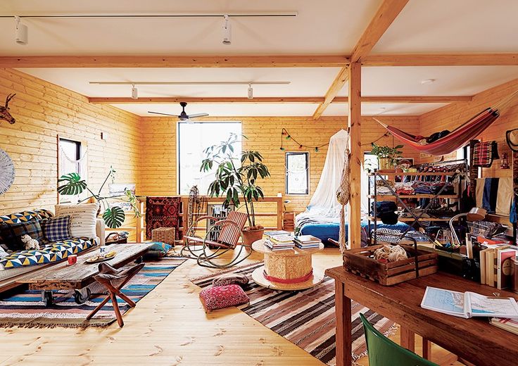 自分らしく、リラックスして暮らす。一人暮らしのワンルームインテリアgoodroom journal