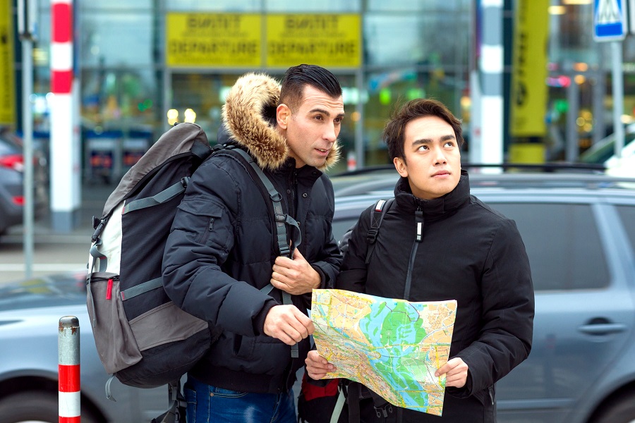 外国人がわかりやすい道路標識に改善へ、秋葉原や羽田空港周辺から着手 ―国土交通省トラベルボイス 観光産業ニュース