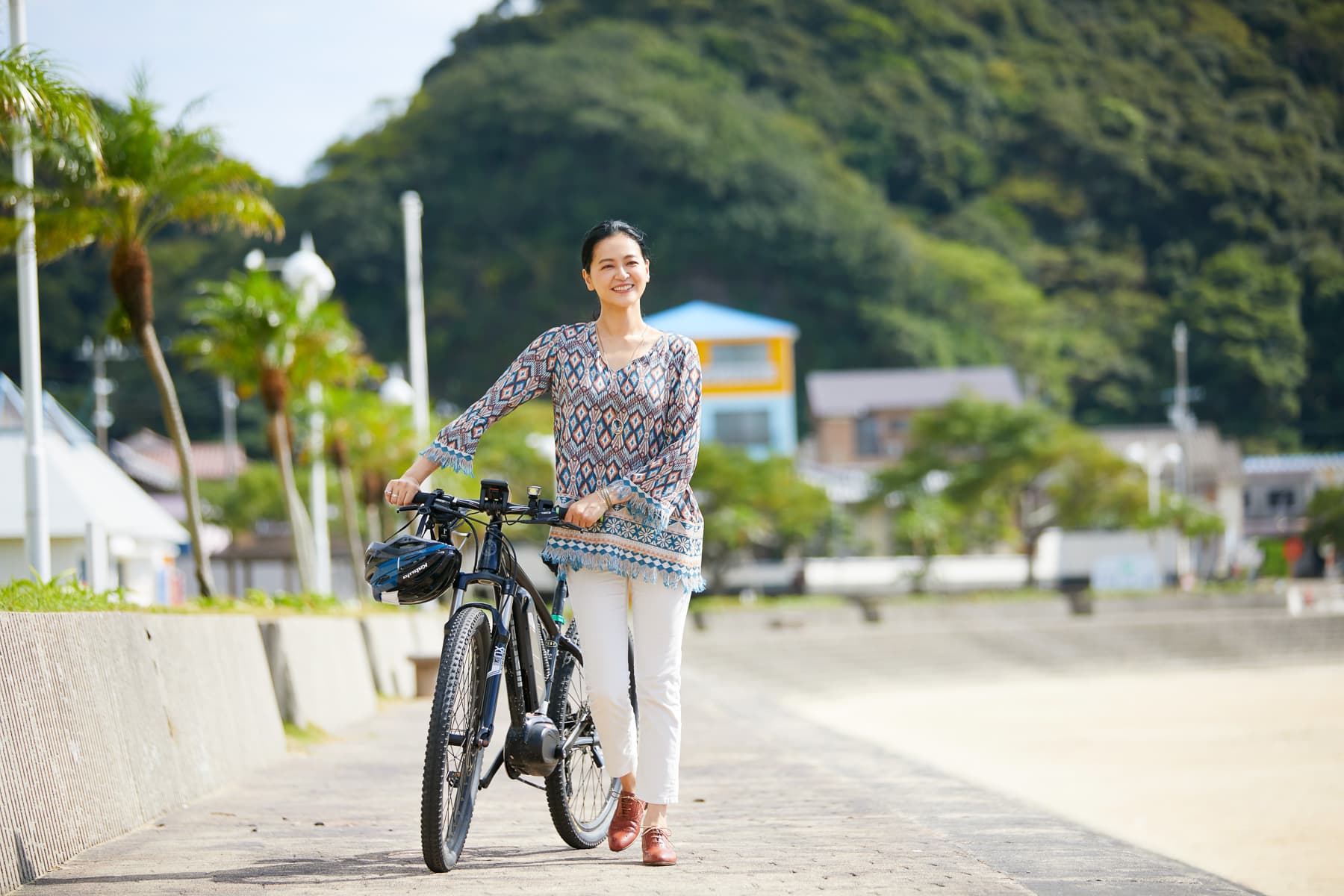 ラランド・サーヤと出川哲朗 - ラランド・サーヤが「充電させて」初出演、“社訓”を破って箱根から熱海へ電動バイク旅画像・SNS投稿ギャラリー1