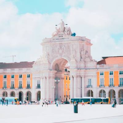 ポルトガル コメルシオ広場周辺にあるおすすめ観光スポット12選！情報はこちらから - おすすめ旅行を探すならトラベルブック