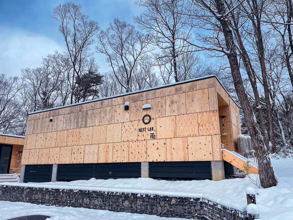 冬だからこそ泊まりたい！雰囲気抜群の全国のコテージ７選CAMP HACK キャンプハック