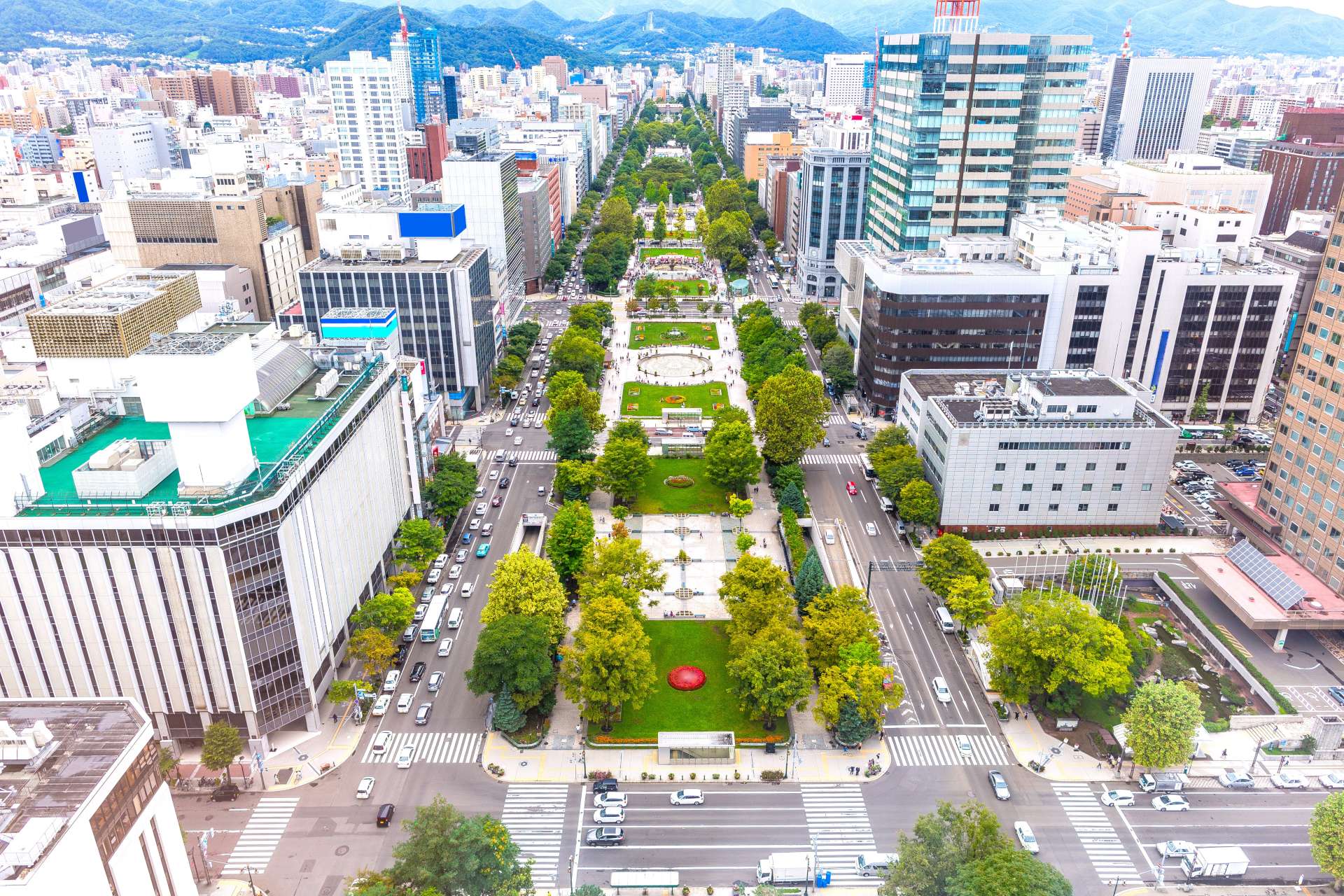 都市風景 さわやかな青空と都会 都市風景の画像素材
