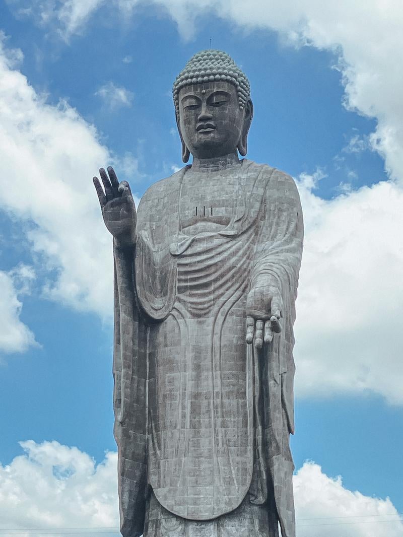 高さ120m！「牛久大仏」の空撮 : 超高層マンション・超高層ビル