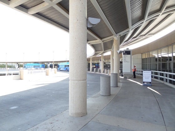 ダラス・フォートワース国際空港 - Kintetsu KIE