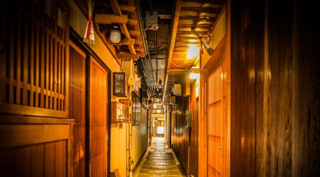 京都、河原町・烏丸・祇園でオススメなひとり飲みスポット7選！お酒と町家の魅力を堪能