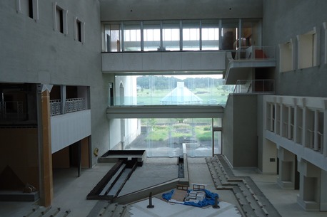 ゴルフ場施設の廃墟の巻。支店タカハシ