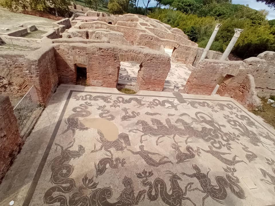 こんな秘境があったなんて！ローマから日帰りで行ける