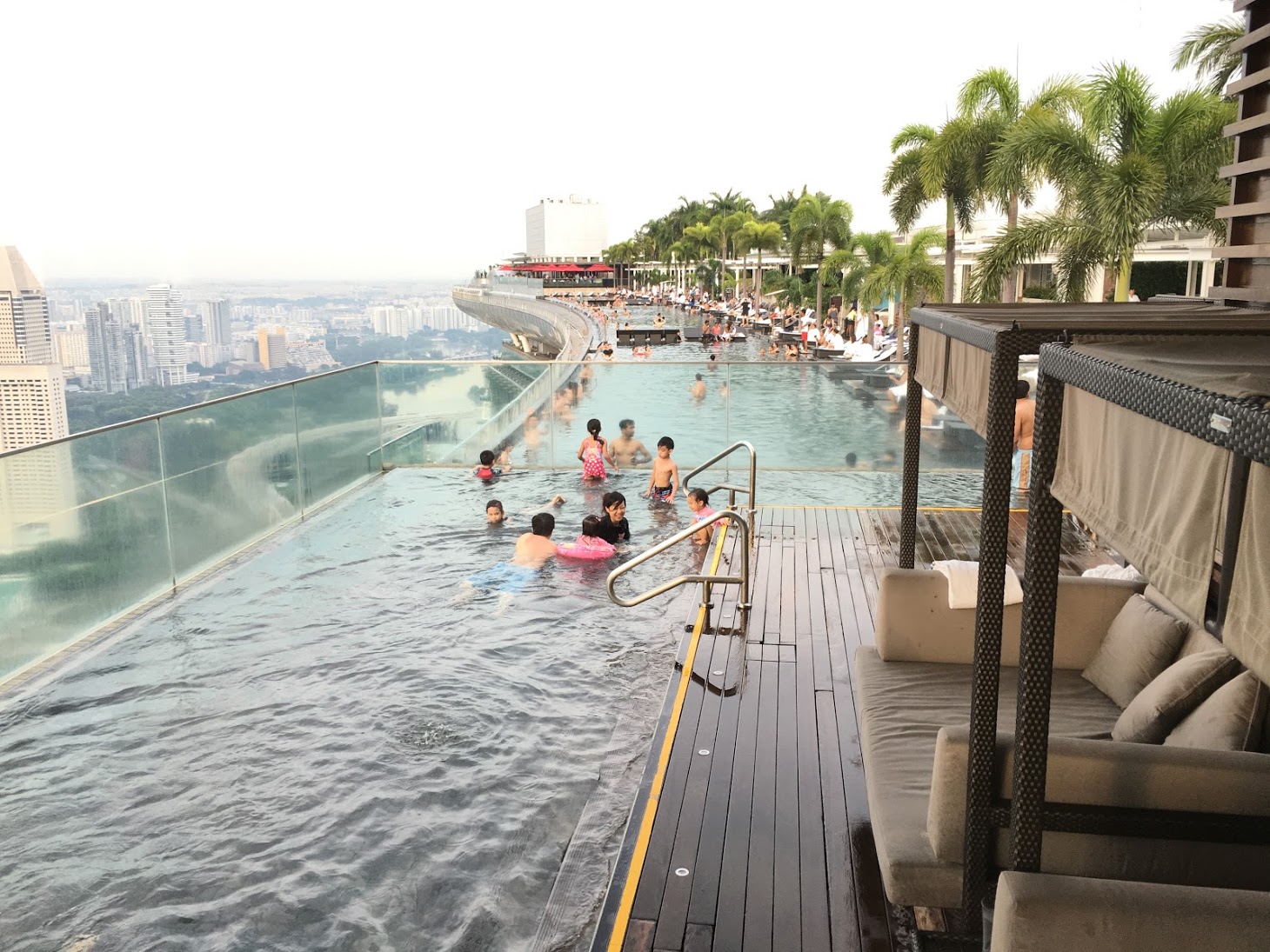 マリーナベイ・サンズの建築マリーナベイ・サンズ