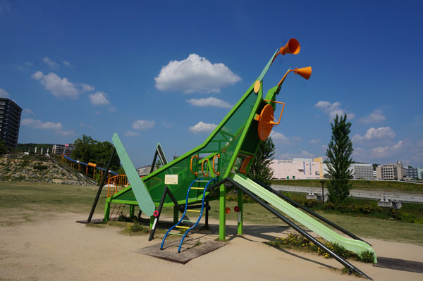 茨木市・彩都西公園のなが～いすべり台へLet's Go！さて、どんなかんじ？ 茨木ジャーナル いばジャル
