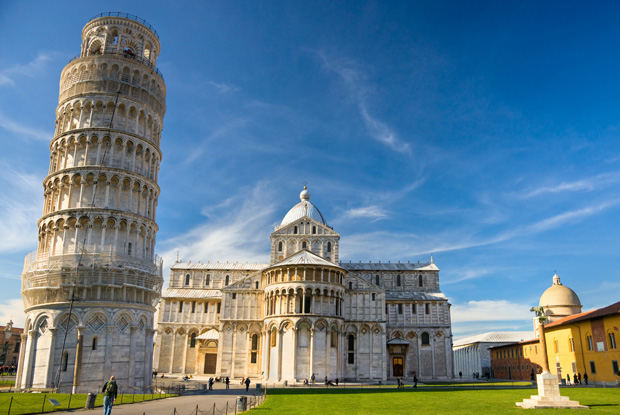 イタリアの世界遺産ピサの行き方は？どんな町？ - たびハピ