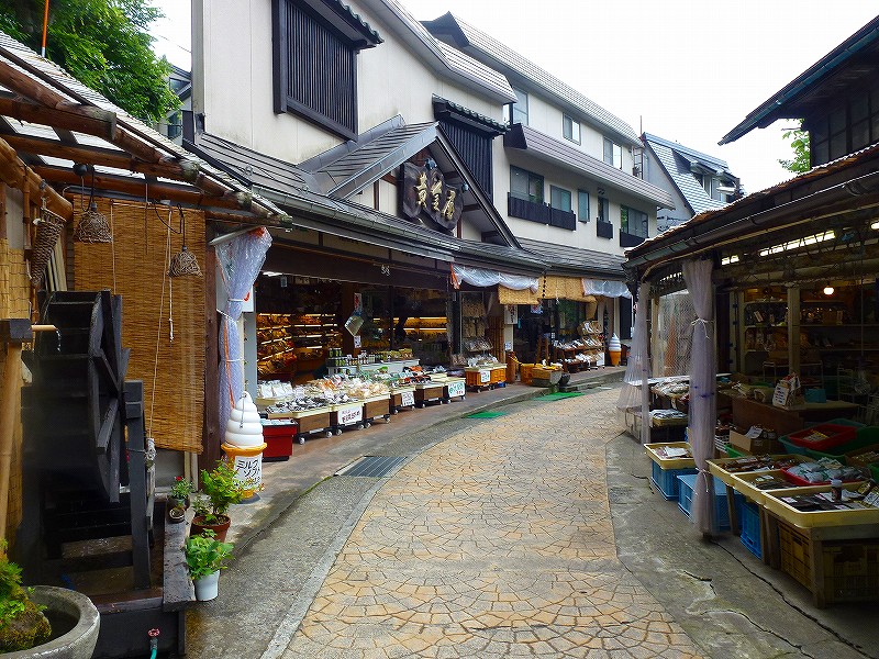 渋温泉でのおすすめの過ごし方◎レトロな街並みと外湯めぐりを楽しむニフティ温泉