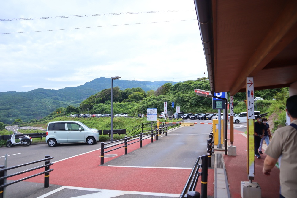 角島大橋から車で1時間の鳥居が沢山の元乃隅稲成神社は大渋滞佐賀の床屋のおっちゃんのブログ