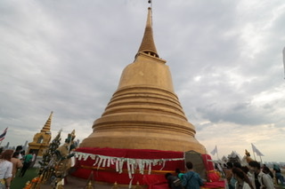 ワット・サケート Wat Srakesa のプーカオトーン