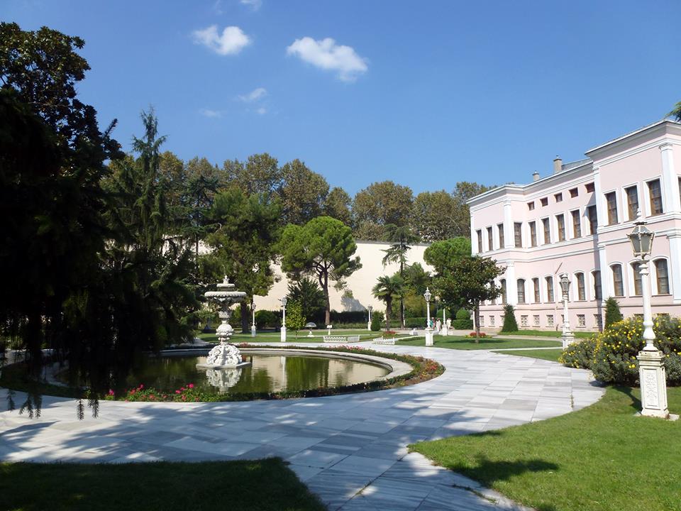 ドルマバフチェ宮殿の見どころ・歴史・見学方法を徹底解説！ターキッシュ・カルチャークラブ