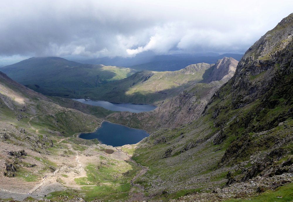 スノードニア国立公園個人旅行ガイド 2025年 ：おすすめの周辺アクティビティ、人気観光スポット、旅程の計画、宿泊施設、グルメ、交通機関、天気など、旅行に必要な情報が満載 2025年10月更新Trip.com