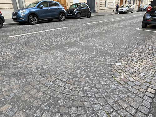 パリの石畳パリの文化・歴史パリの歴史・文化パリ観光サイト「パリラマ Paris-rama」