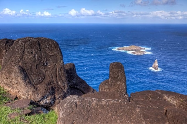 チリ・サンティアゴからイースター島へ 行き方・フライト時間TABINCHU LIFE