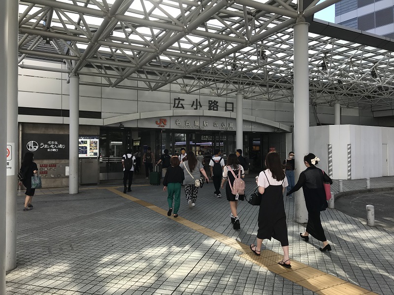 名古屋駅から名鉄名古屋駅まで徒歩何分で行ける？新幹線の乗り換えに便利な号車もご紹介！Something Plus
