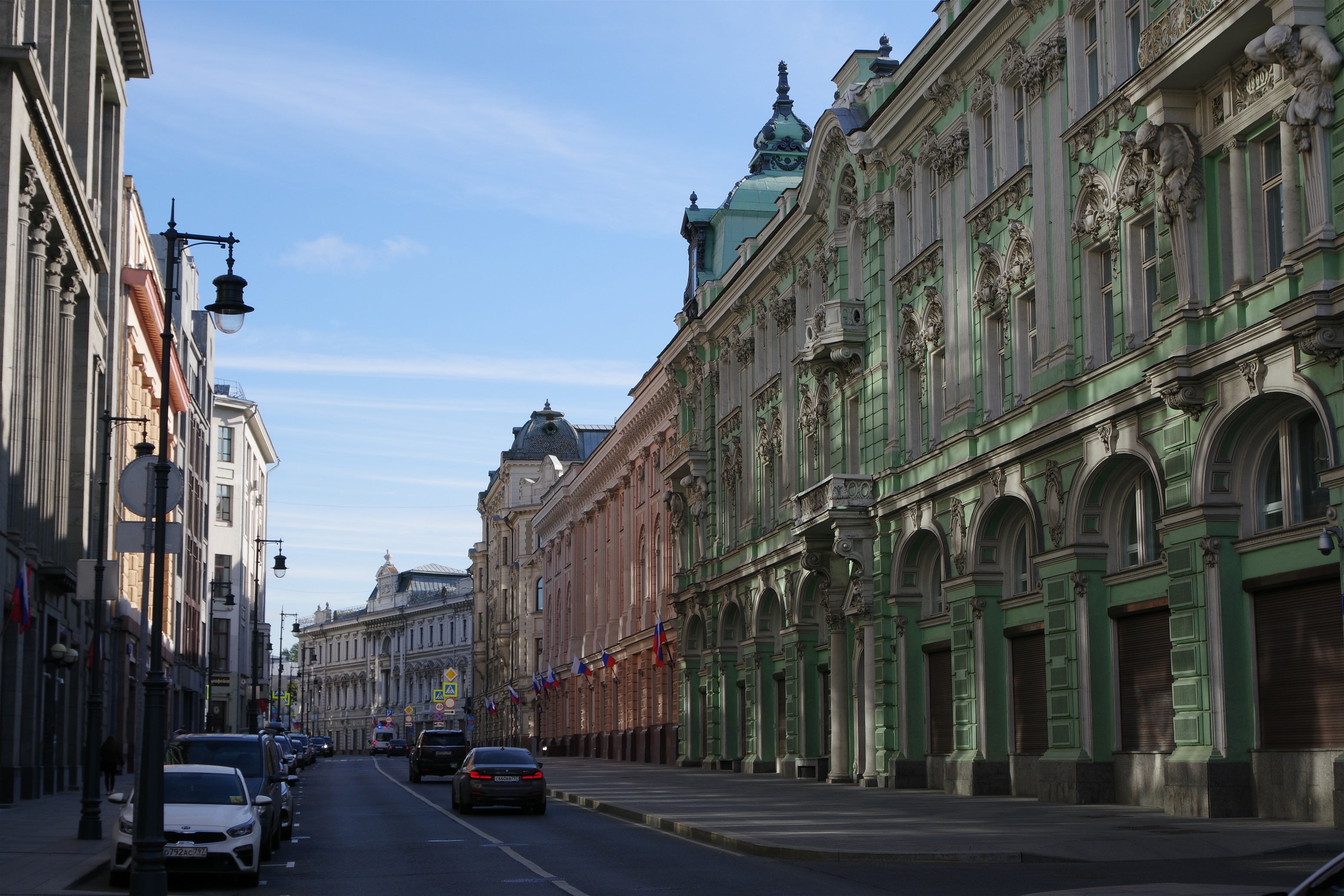 モスクワの街並みの写真Unsplashで無料写真をダウンロードする