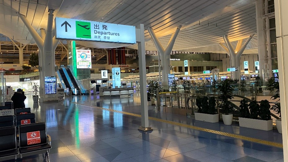 羽田空港国際線ターミナル出発ロビーの写真素材2366271- PIXTA