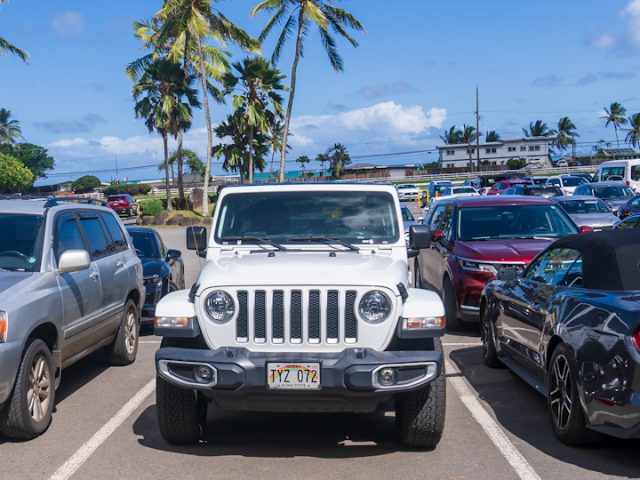 ハワイ☆レンタカーを日本から予約する方法を解説！運転の基本〜注意点、おすすめのレンタカー会社など。お得に借りて、お得に楽しむ！ -元CAバンビのずぼら日記