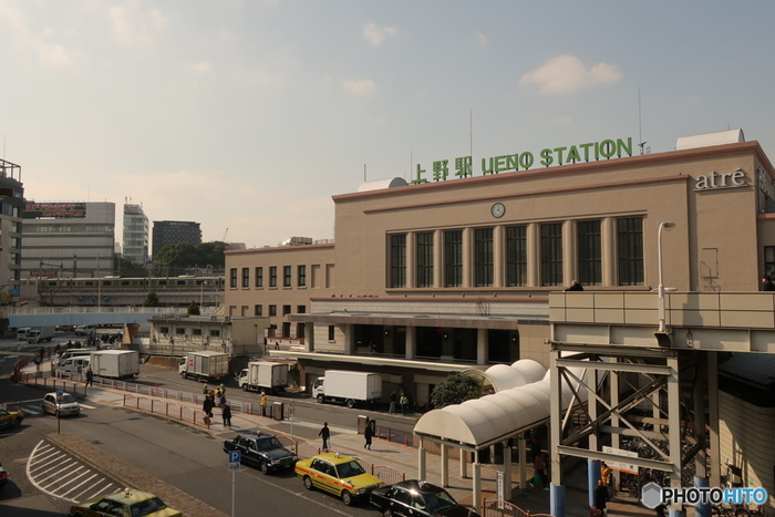 台東区・上野アメヤ横丁 高架下の商店街夜歩き寸景 – 東京路上寸景