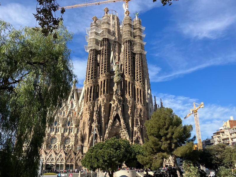 スペインで新婚旅行におすすめの魅力的な都市を6選紹介！Anny アニー