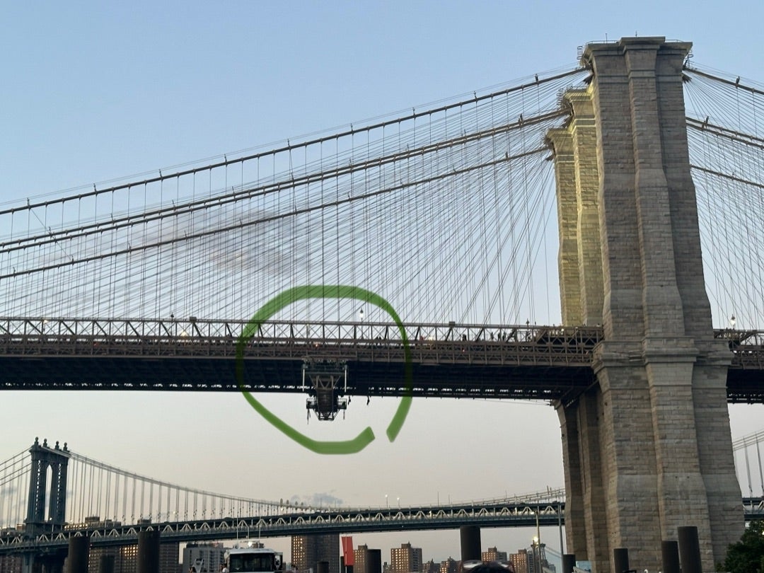 船の機械トラブル原因・⁉️ メキシコ海軍帆船がブルックリン橋に衝突した事故！ 訓練生2人死亡・22人負傷 アメリカ・ニューヨークメキシコ🇲🇽海軍の帆船がブルックリン橋に衝突する衝撃的な映像です‼️