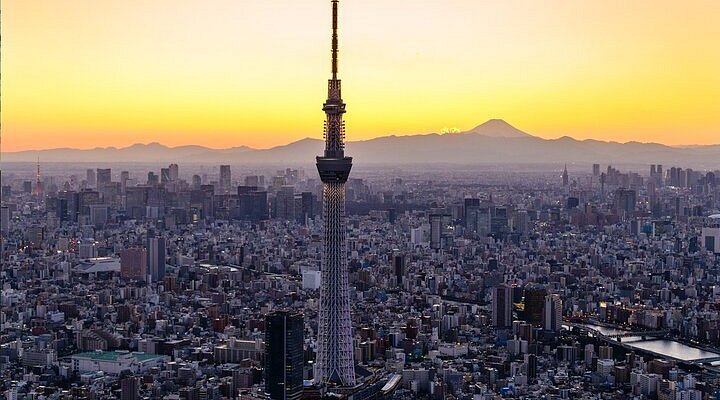 外国人に英語で東京の人気観光地を案内してみよう！～スカイツリーvs東京タワー編〜JapanWonderGuide