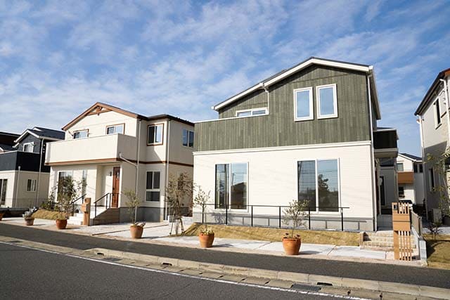 次の引越しでいよいよ決断。「一戸建て」と「マンション」。どちらのメリットが多い？引越しの見積もりなら0003の アーク引越センター ちゃんとしたお 引っ越し