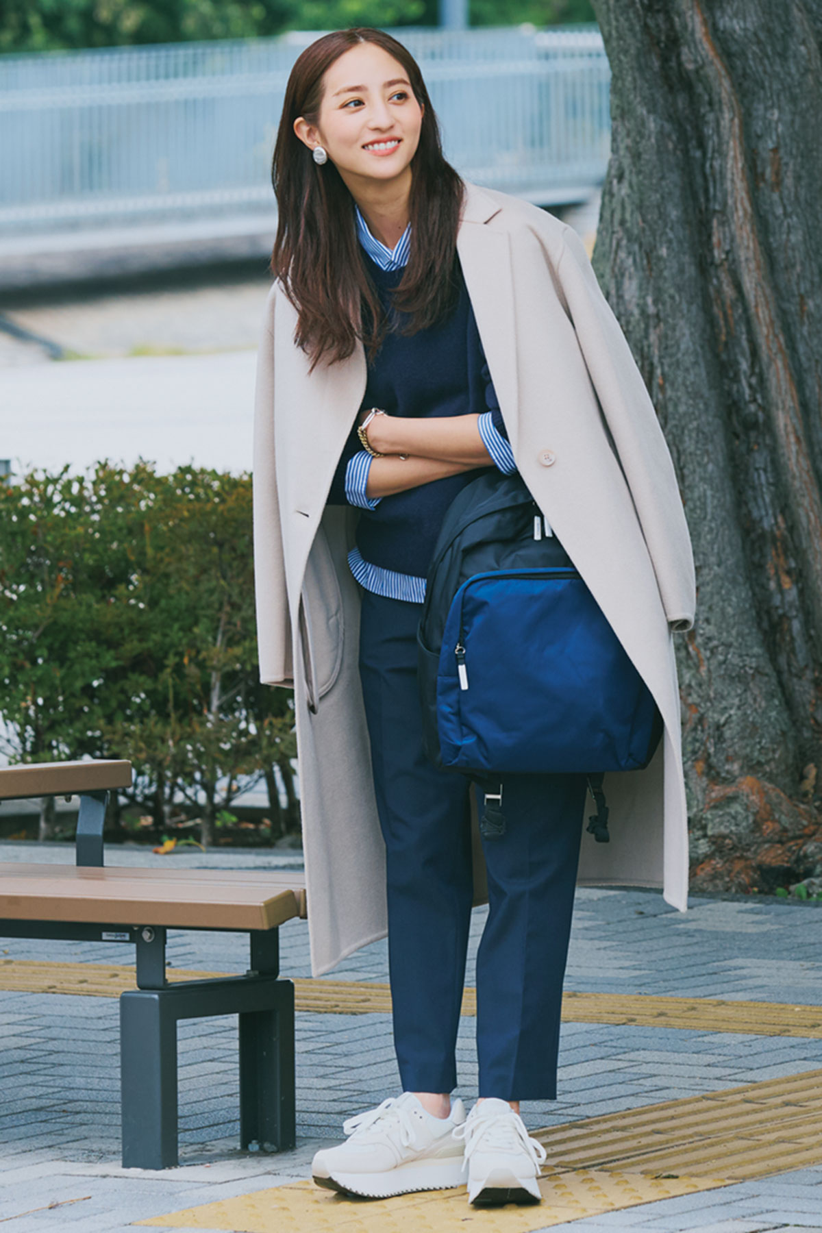 シンプルで大容量な 黒リュック 5選！通勤にもお出かけにも使えるものだけVERY