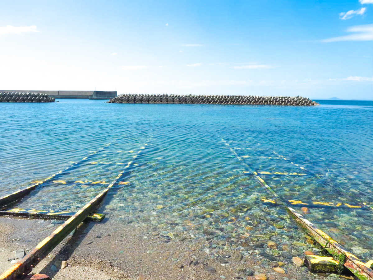 下灘駅周辺にある隠れスポット 海に消える線路は千と千尋の神隠しの世界転勤妻traveler
