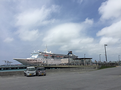 那覇クルーズ船ターミナル 那覇市がオススメ！沖縄口コミ 沖縄観光