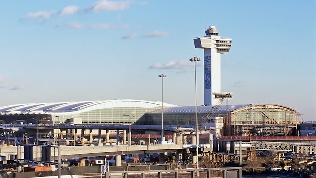 ニューアーク リバティ国際空港 EWR-