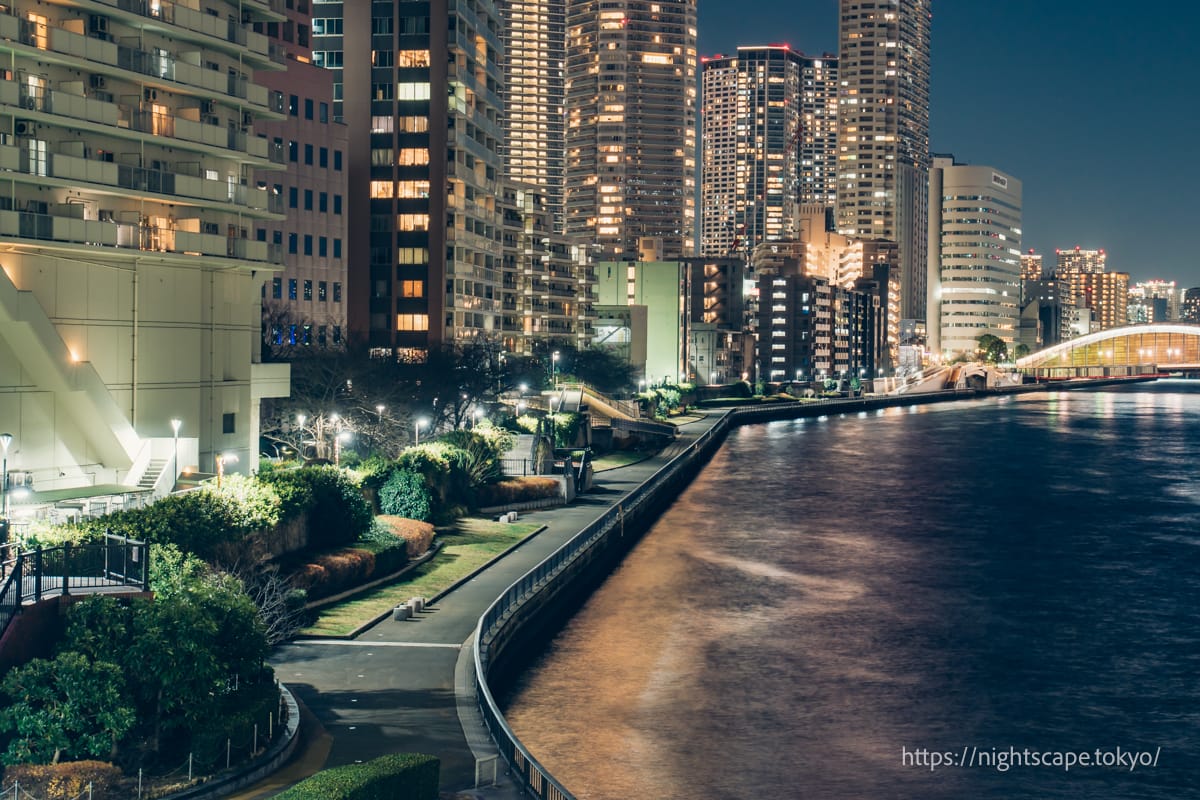 佃テラスの夜景東京都中央区-こよなく夜景を愛する人へ