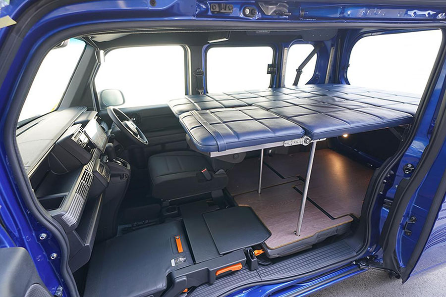 車中泊もソロ時代！ 「軽バン」ベースのどこへでもトリップできる「秘密基地」の中身とはsoto lover -