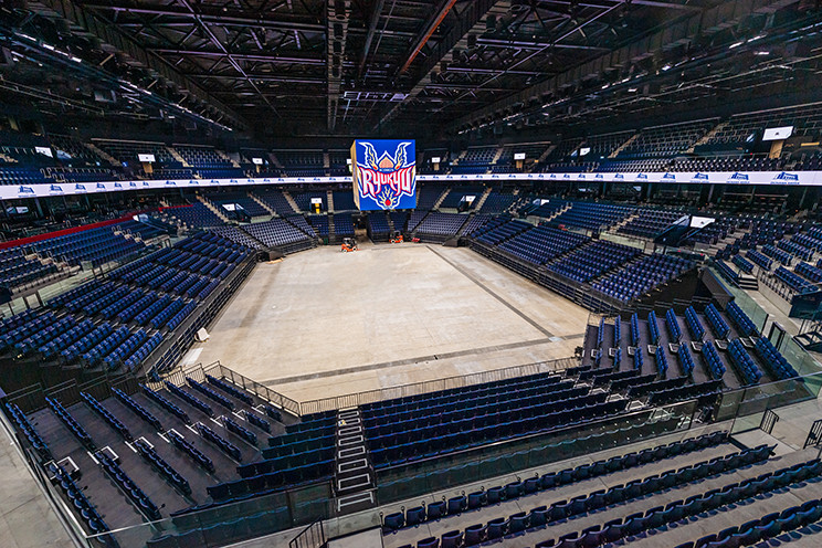 沖縄days お祭りモードのバスケオールスターゲーム写真コーナー 沖縄days沖縄タイムス＋プラス