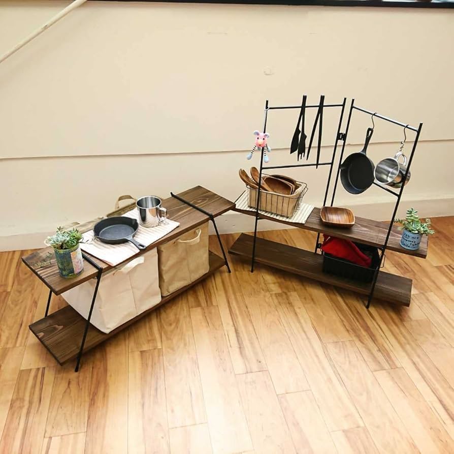 台湾初のガレージブランド製アイアンラックがお気に入り！ みんなで楽しむキャンプが好きキャンプ情報メディア LANTERN – ランタン