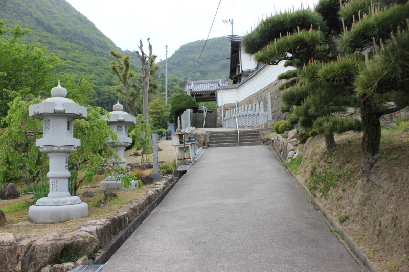 出釈迦寺奥の院・捨身ヶ嶽禅定 歩き遍路 →我拝師山→筆ノ山→香色山
