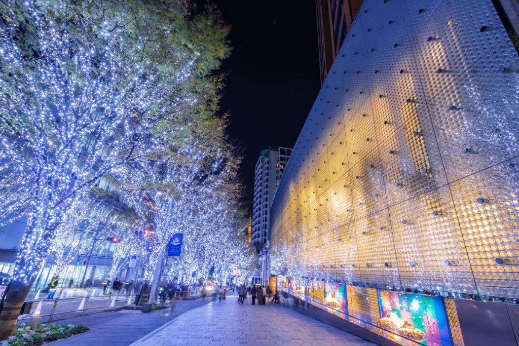 六本木けやき坂で過去最大120万灯のイルミネーションが点灯 スマホ連動企画も実施