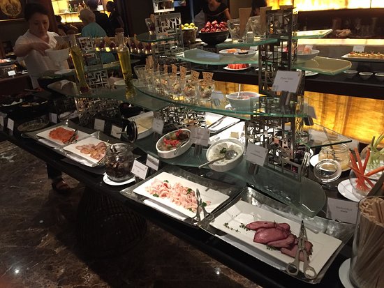 バンコクのレストランバーインターコンチネンタル バンコク